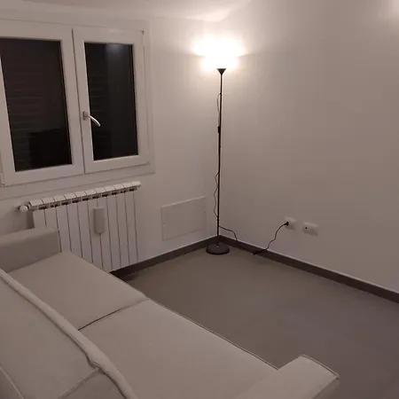 Daire Bellini's House